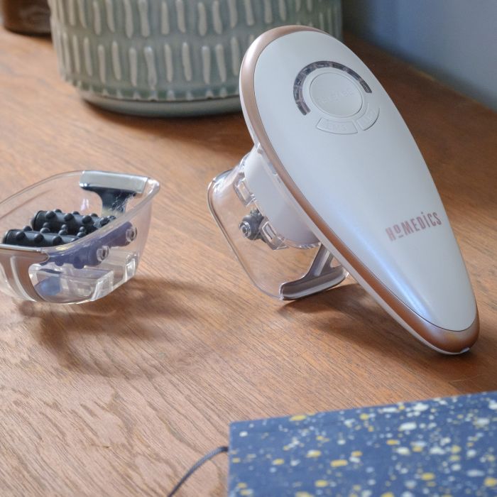 Массажер антицеллюлитный вакуумный с миостимуляцией для тела, ягодиц, ног, рук и живота Smoothee Cellulite Vacuum